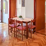 2 Bedroom Beautiful In
