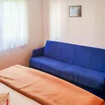 Apartament 2 Bedroom Beautiful In
