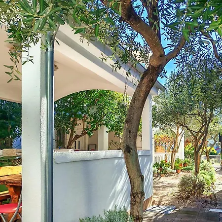 Gorgeous In With Wifi