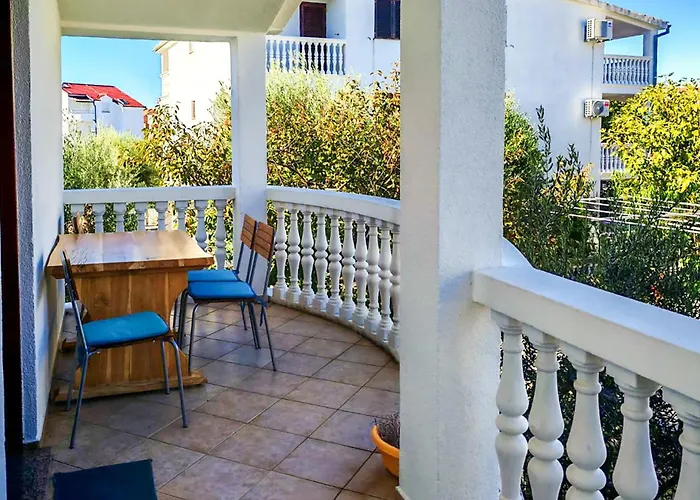 Gorgeous In With Wifi *